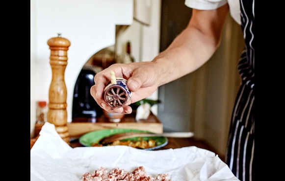 seasoning pork fo ragu finto meat sauce