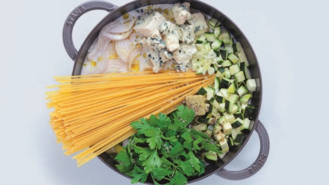 One Pot Pasta with Roquefort and Courgettes